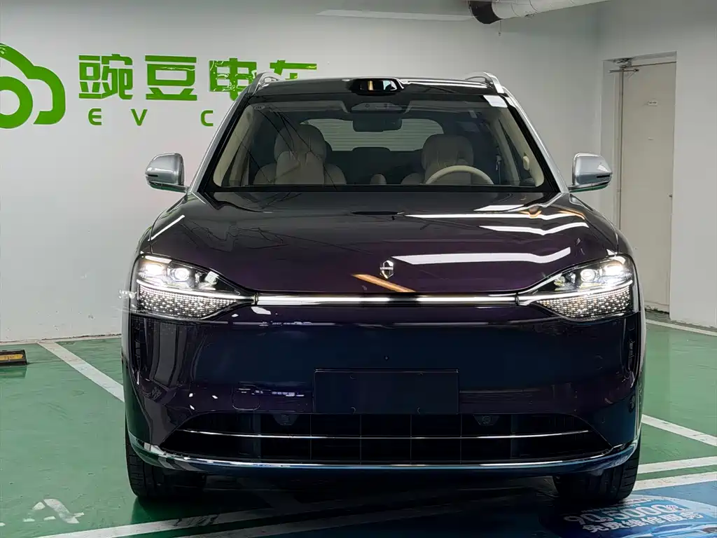 Wenjie M9 2025 extended range Ultra version 52kWh 5-seater version (192-line lidar) купить на сайте DeffCars