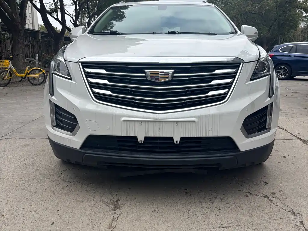 Cadillac XT5 2018 25T luxury model купить на сайте DeffCars