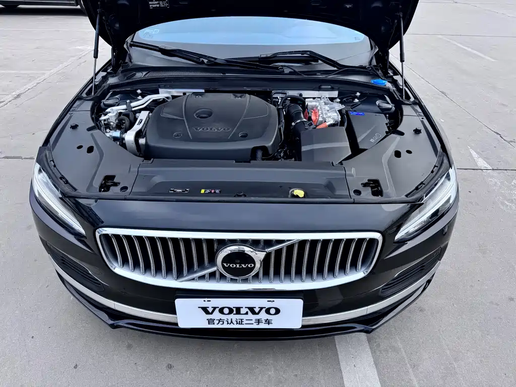 Volvo S90 plug-in hybrid 2023 T8 plug-in hybrid four-wheel drive long range Zhiyi luxury version купить на сайте DeffCars