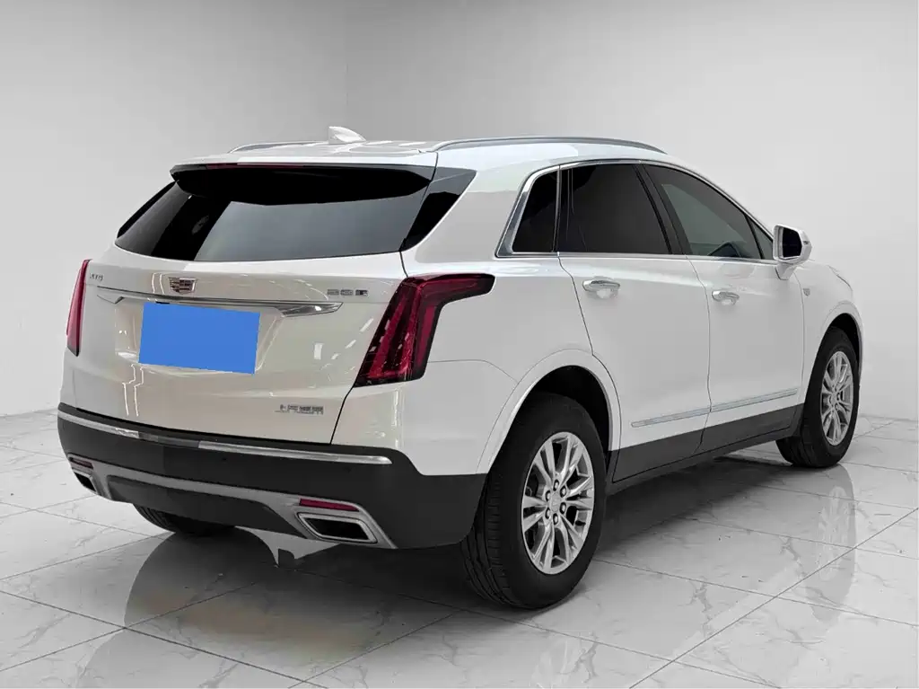 Cadillac XT5 2022 2.0T two-wheel drive luxury model купить на сайте DeffCars