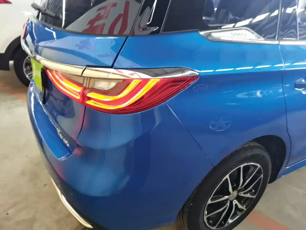 Song MAX 2017 1.5T automatic smart connection elite 7 seats купить на сайте DeffCars