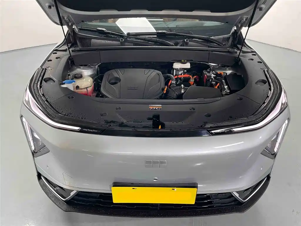 Galaxy L7 2025 EM-i 115km Discovery+ Edition купить на сайте DeffCars