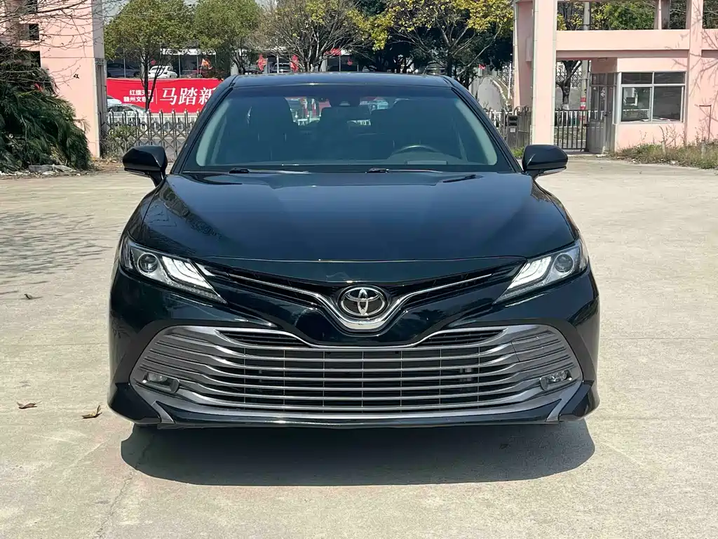 Camry 2019 2.0G Deluxe Edition National V купить на сайте DeffCars