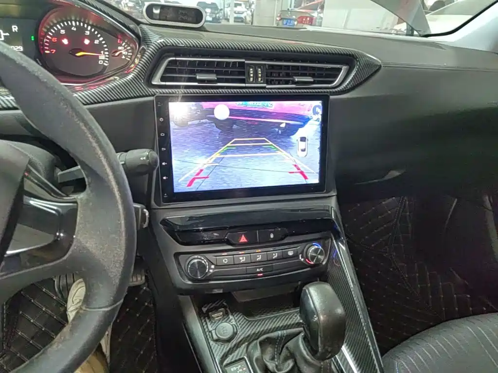 Peugeot 308 2018 1.6L Automatic Fashion Edition купить на сайте DeffCars