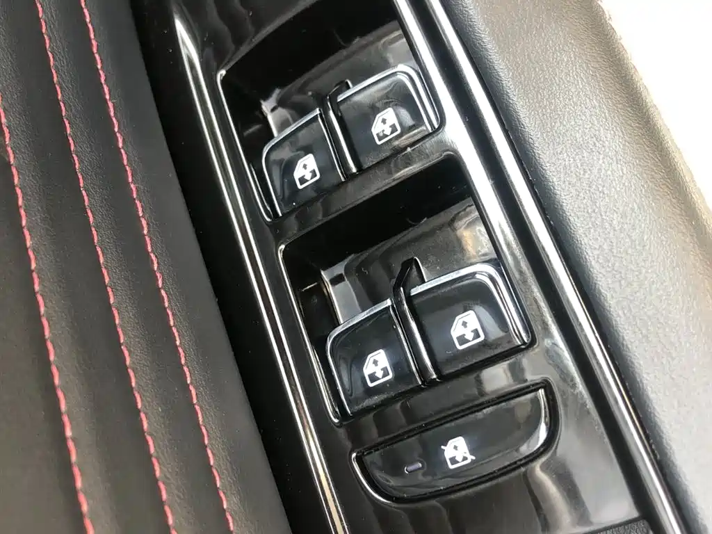 Pentium T99 2020 20TD automatic exclusive model купить на сайте DeffCars