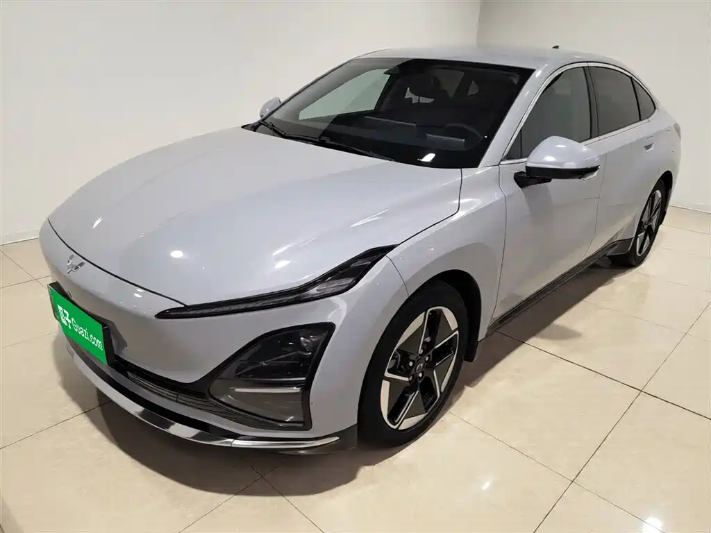 Wuling Starlight 2024 Co-creation Edition 510 Advanced Type купить на сайте DeffCars