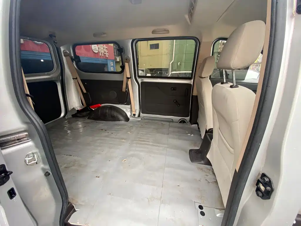 Hongguang V 2021 1.5L Jinxiang Edition LAR купить на сайте DeffCars