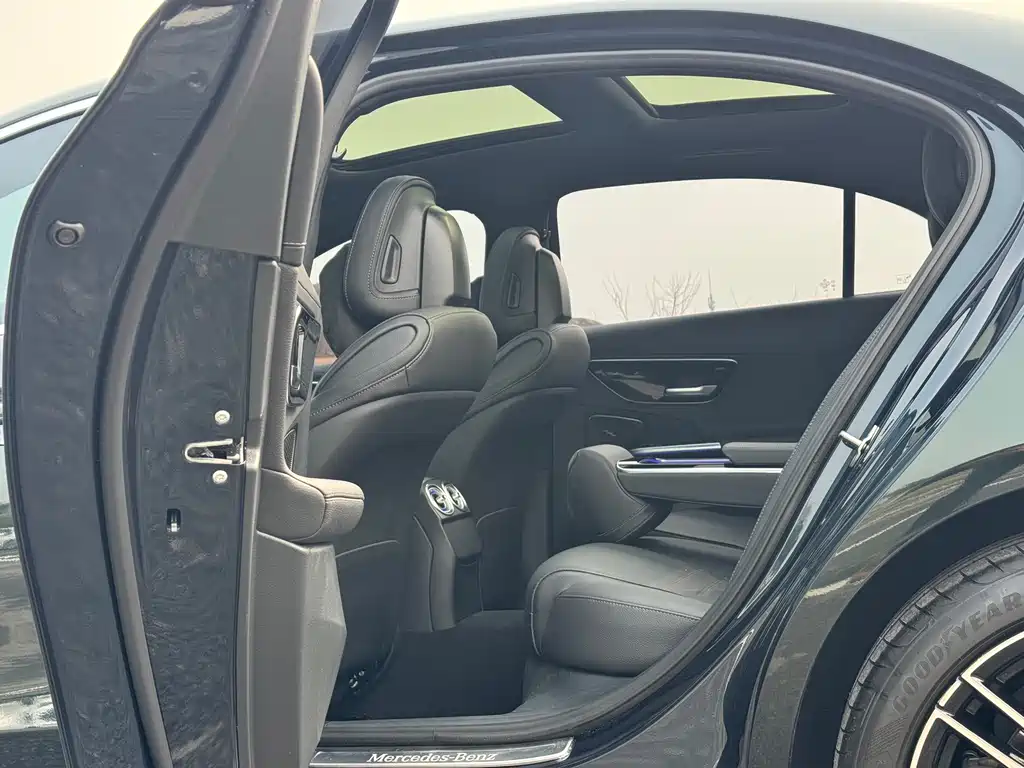 Mercedes-Benz C-Class 2023 facelift C 260 L sports version купить на сайте DeffCars