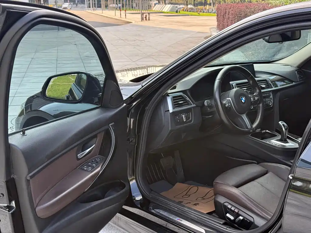 BMW 3 Series 2018 320Li Leading M Sports Package купить на сайте DeffCars