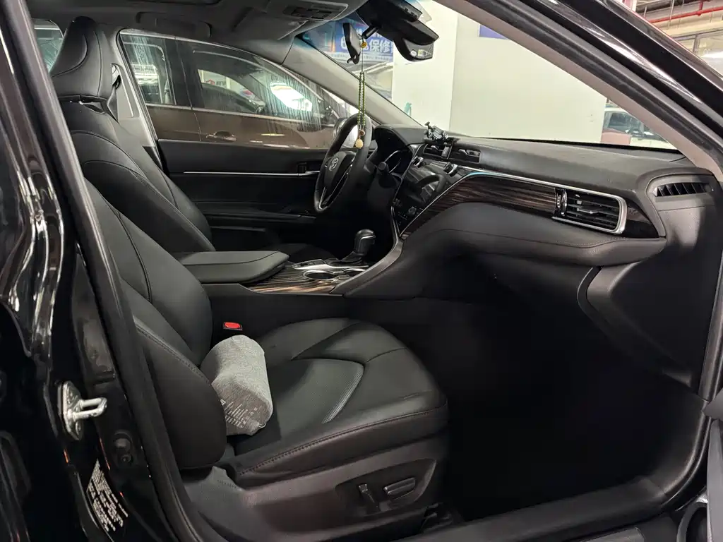 Camry 2019 2.0E Elite Edition National VI купить на сайте DeffCars