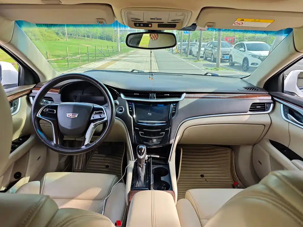 Cadillac XTS 2016 28T Elite купить на сайте DeffCars