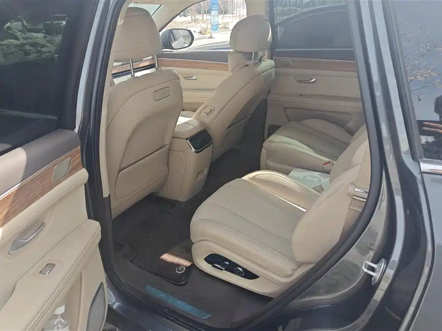 Wenjie M7 2024 1.5T Smart Driving Rear Drive Pro Version 6 Seats купить на сайте DeffCars