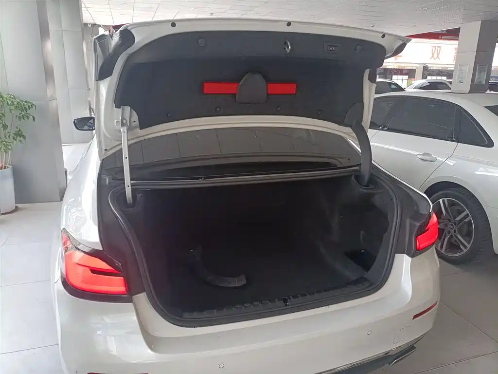 BMW 5 Series 2022 facelift 525Li luxury package купить на сайте DeffCars