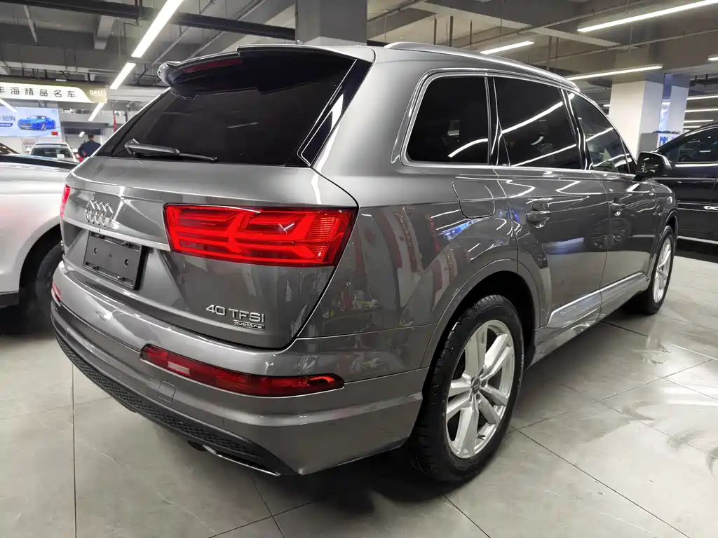 Audi Q7 2016 40 TFSI S line sports model купить на сайте DeffCars