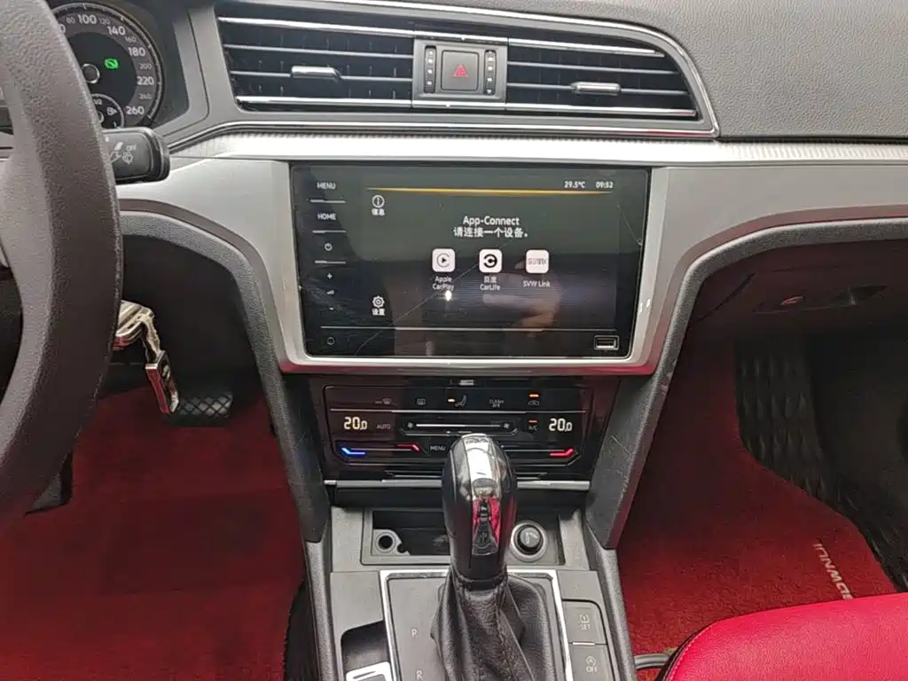 LAMANDO 2021 230TSI DSG Fashion Edition купить на сайте DeffCars