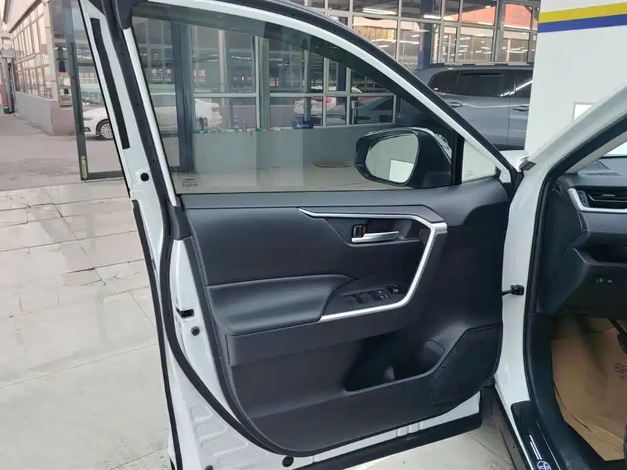 Wilanda 2020 2.0L CVT four-wheel drive luxury version купить на сайте DeffCars
