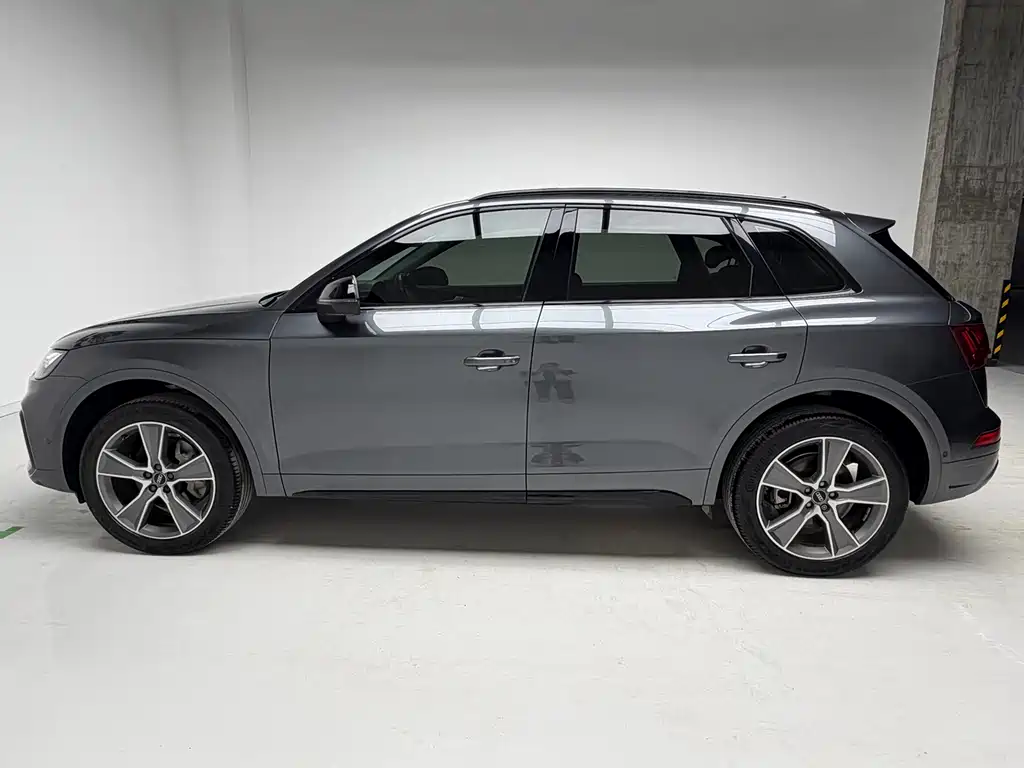 Audi Q5L 2021 40 TFSI Advanced Life Edition купить на сайте DeffCars