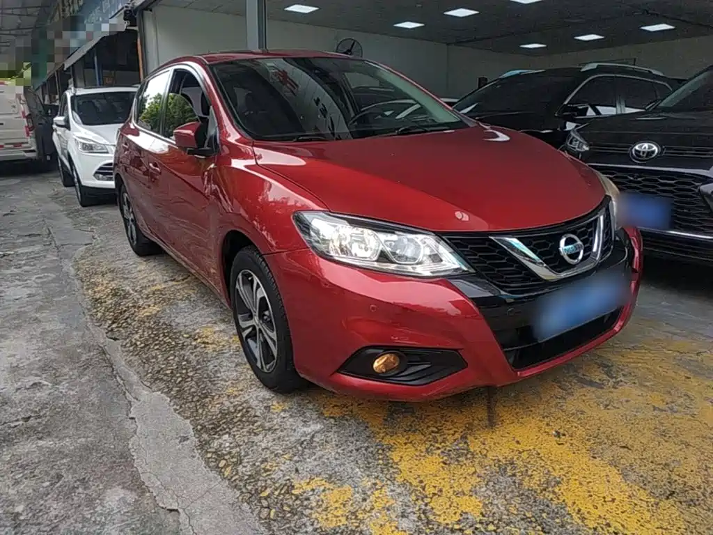 Tiida 2016 1.6L CVT Smart Travel Edition купить на сайте DeffCars