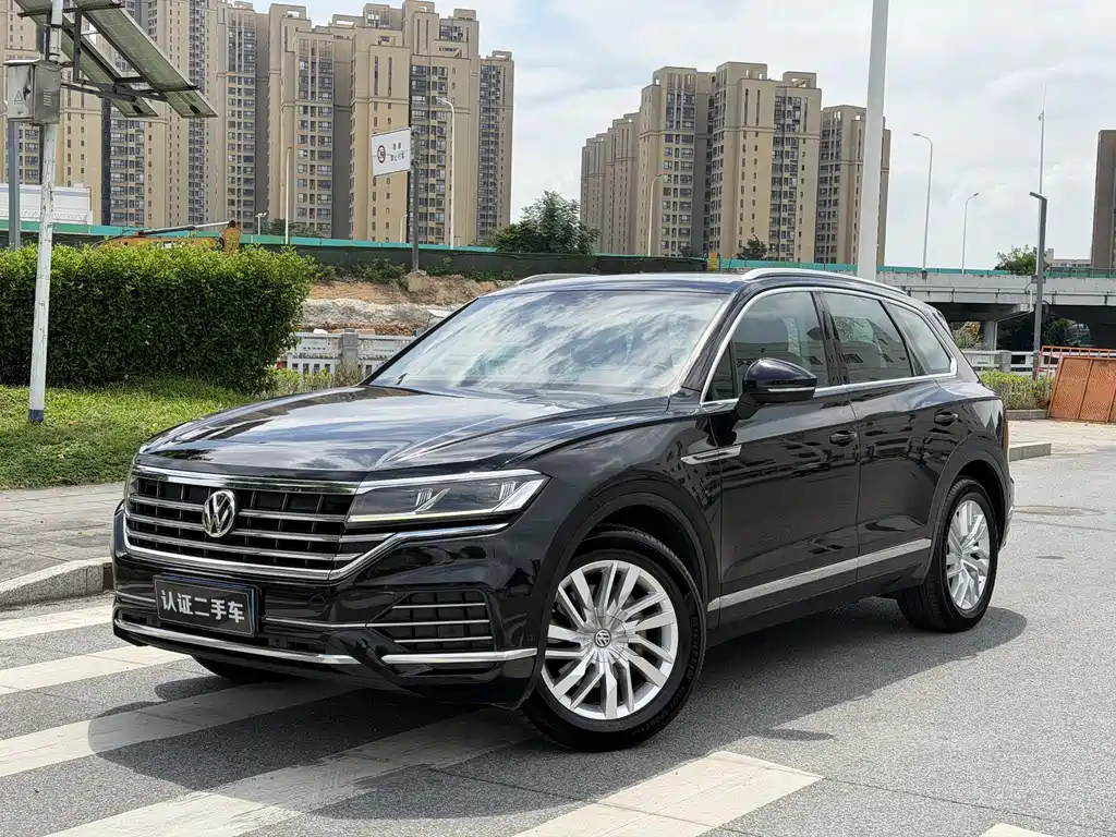 Touareg 2019 2.0TSI Sharp Wing Edition National VI купить на сайте DeffCars