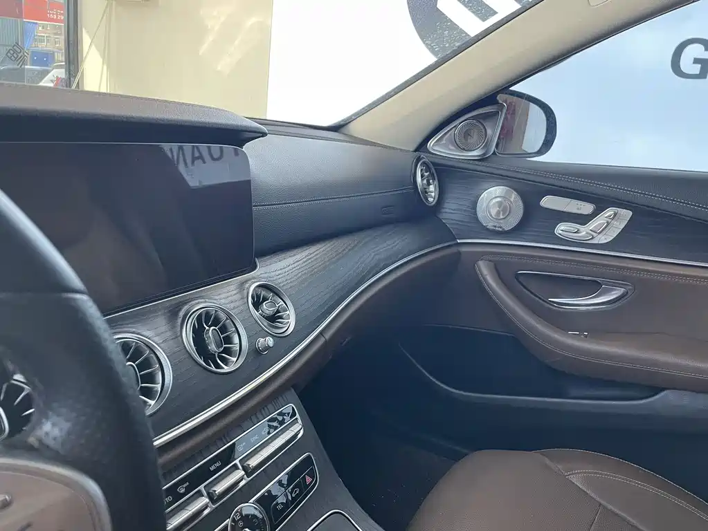 Mercedes-Benz E-Class 2019 facelift E 300 L sports luxury model купить на сайте DeffCars