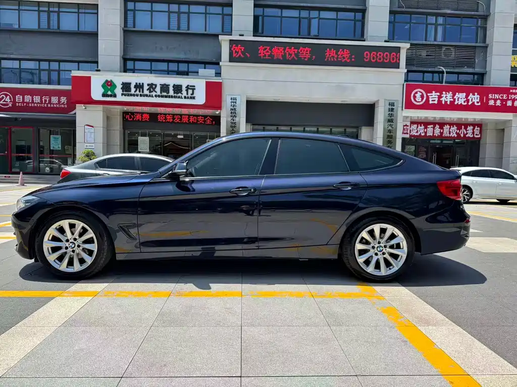 BMW 3 Series GT 2018 320i Luxury Design Package купить на сайте DeffCars