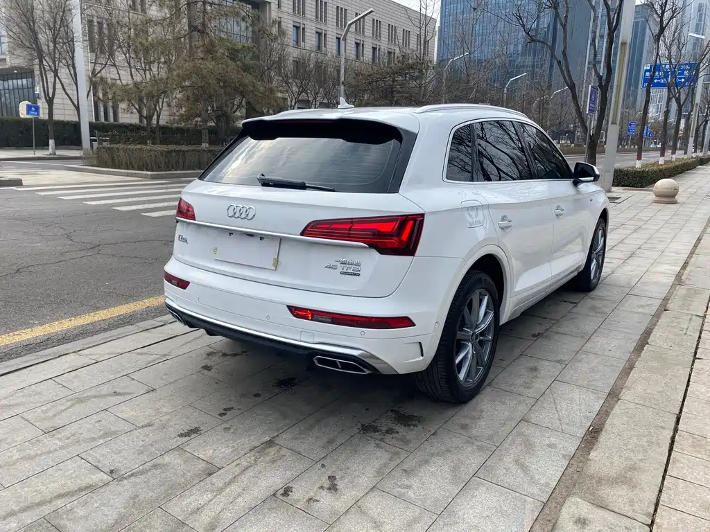 Audi Q5L 2022 45T luxury and dynamic model купить на сайте DeffCars