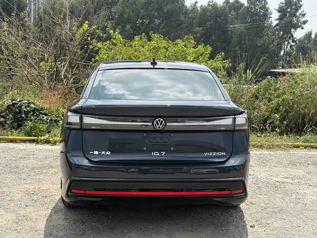 Volkswagen ID.7 VIZZION 2024 PRO купить на сайте DeffCars