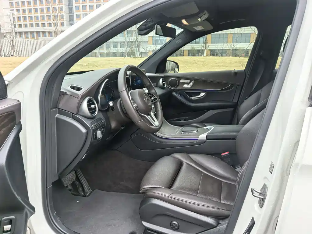 Mercedes-Benz GLC 2020 facelift GLC 260 L 4MATIC luxury model купить на сайте DeffCars