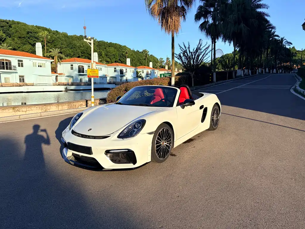 Boxster 2015 Boxster Style Edition 2.7L купить на сайте DeffCars