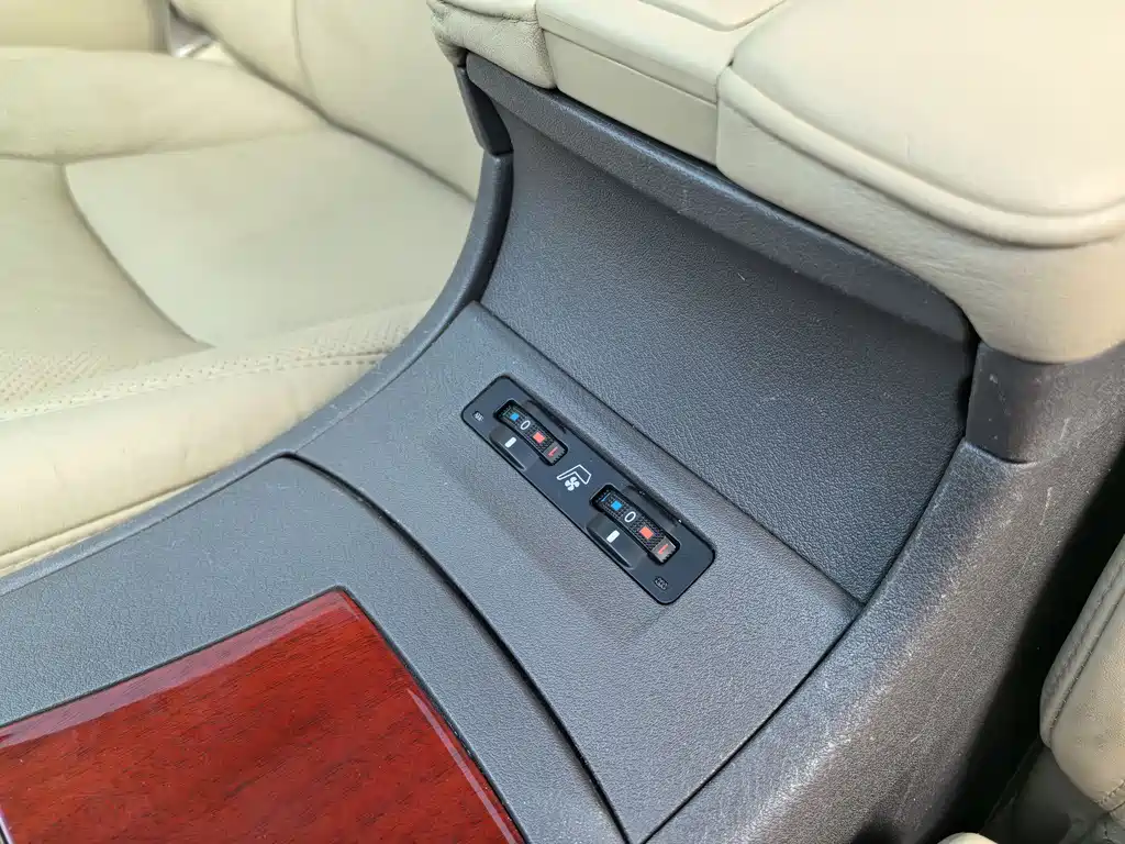 Lexus ES 2006 350 Deluxe Edition купить на сайте DeffCars