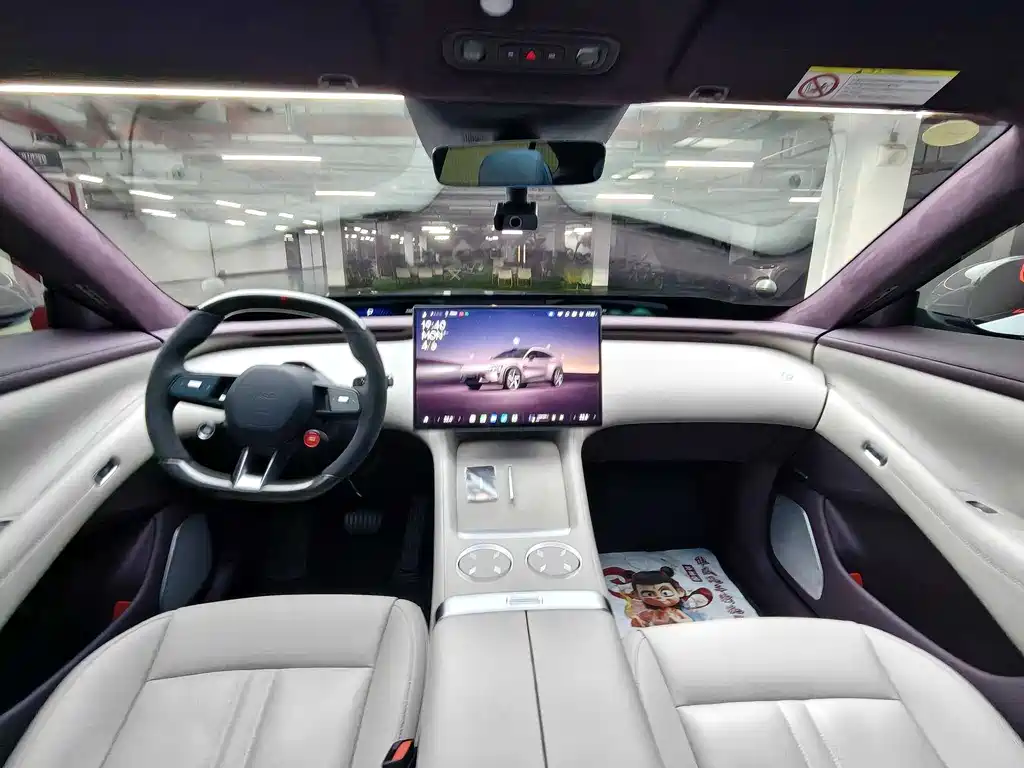 Xiaomi YU7 2025 model ultra-long battery life high-performance four-wheel drive Max version купить на сайте DeffCars