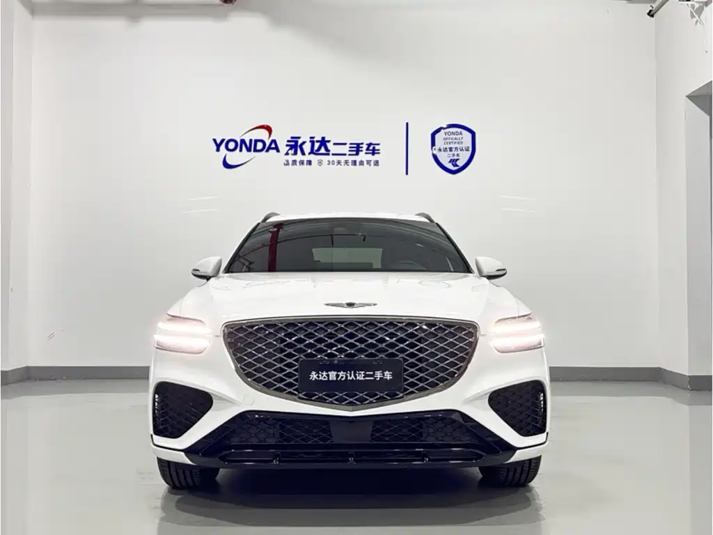 Genesis GV70 2023 2.5T two-wheel drive luxury version купить на сайте DeffCars