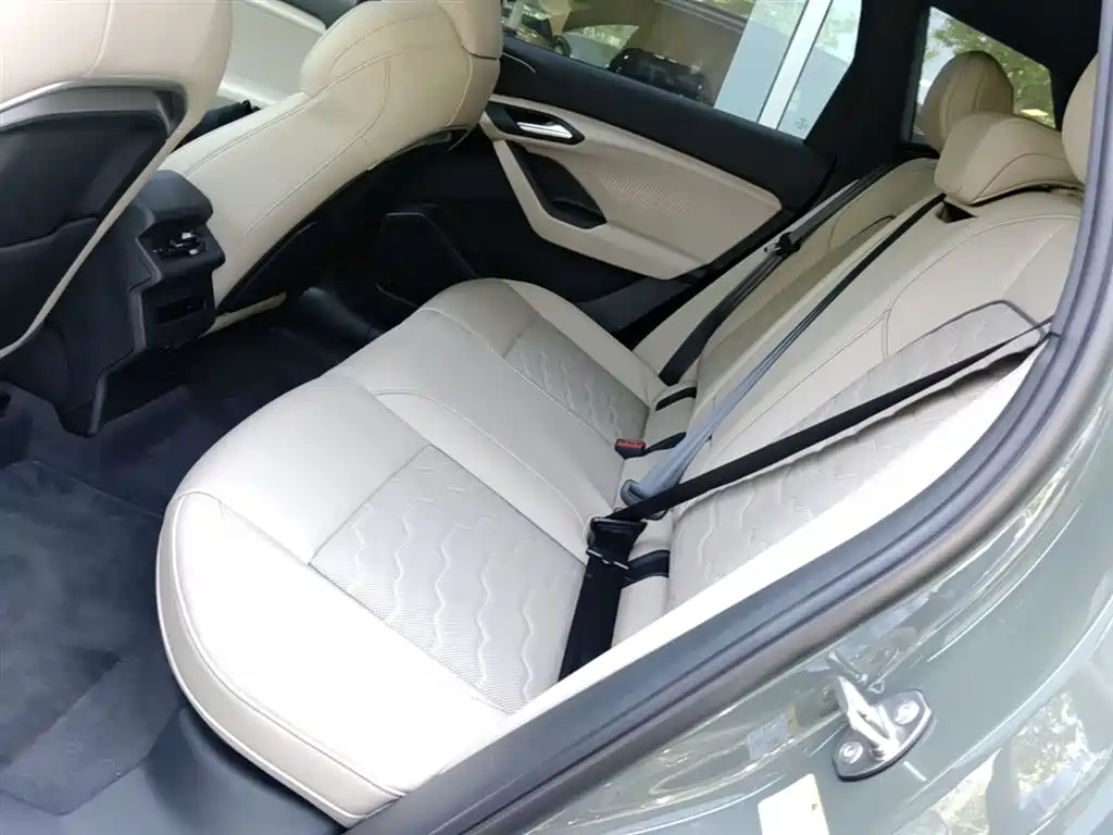 Audi Q6L e-tron 2026 first pilot version купить на сайте DeffCars