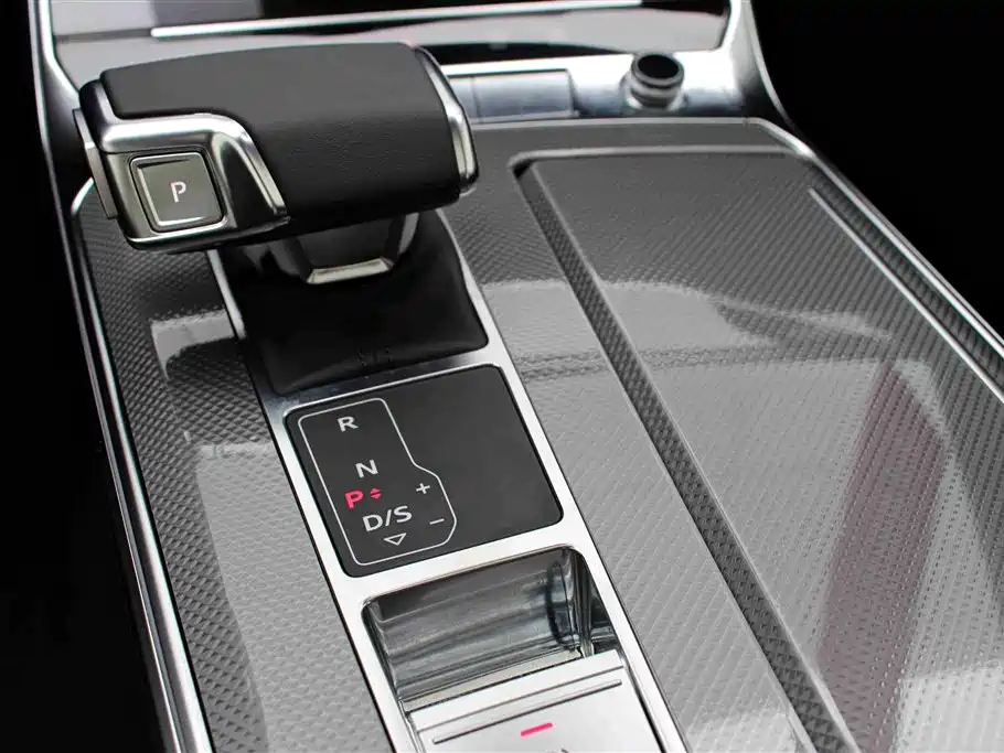 Audi A6L 2023 45 TFSI Premium Dynamic Model купить на сайте DeffCars