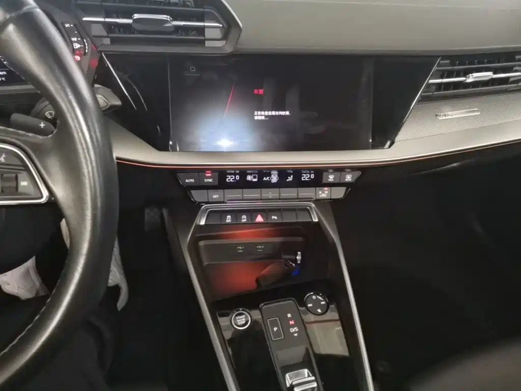 Audi A3 2024 A3L Limousine 35 TFSI Fashionable and Sporty купить на сайте DeffCars