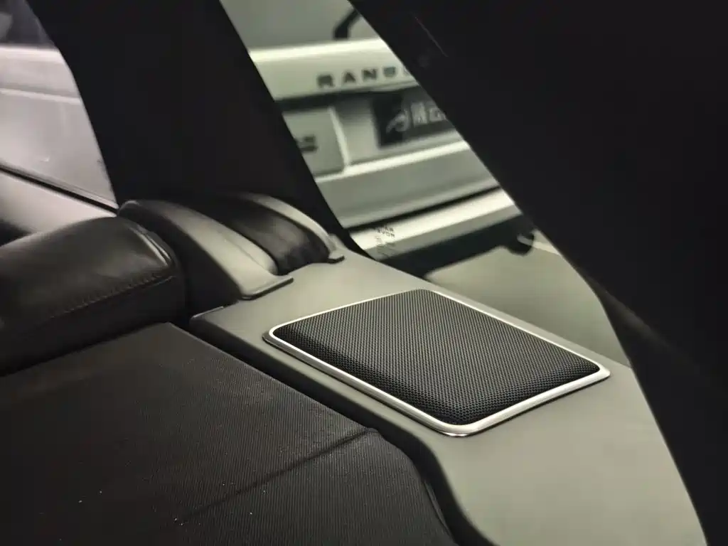 Range Rover 2018 3.0 SC V6 Vogue Edition купить на сайте DeffCars