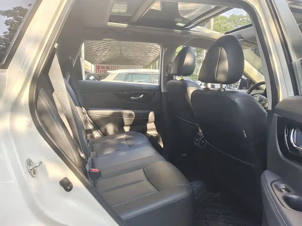 X-Trail 2022 facelift 2.0L 2WD Intelligent Link Premium Edition купить на сайте DeffCars
