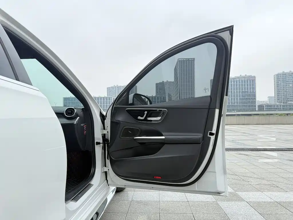 Mercedes-Benz C-Class 2022 facelift C 200 L sports version купить на сайте DeffCars