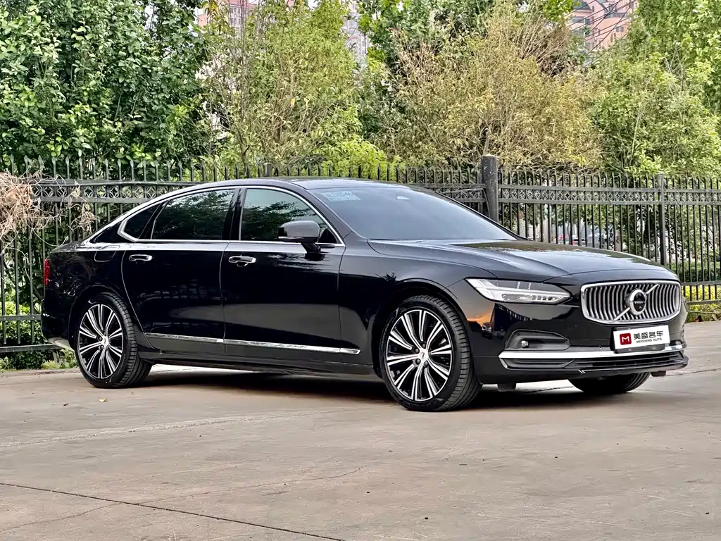 Volvo S90 2022 B5 Zhiya Luxury Edition купить на сайте DeffCars