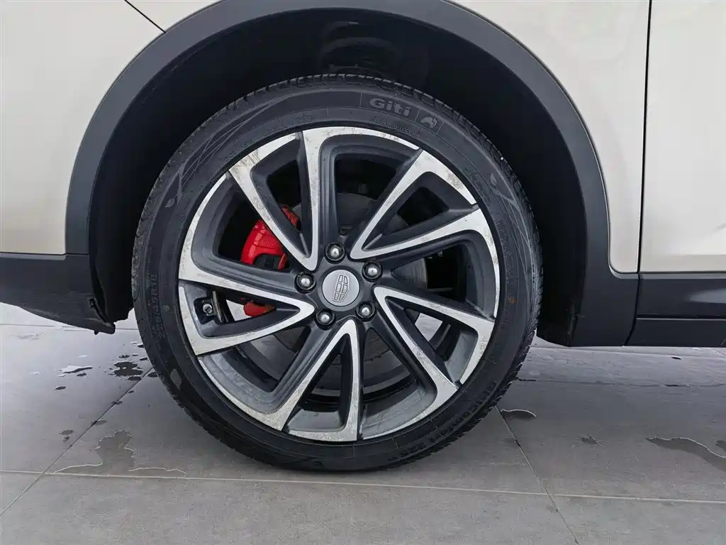 Emgrand GS 2018 Sports Edition 1.4T Automatic Premium Model купить на сайте DeffCars