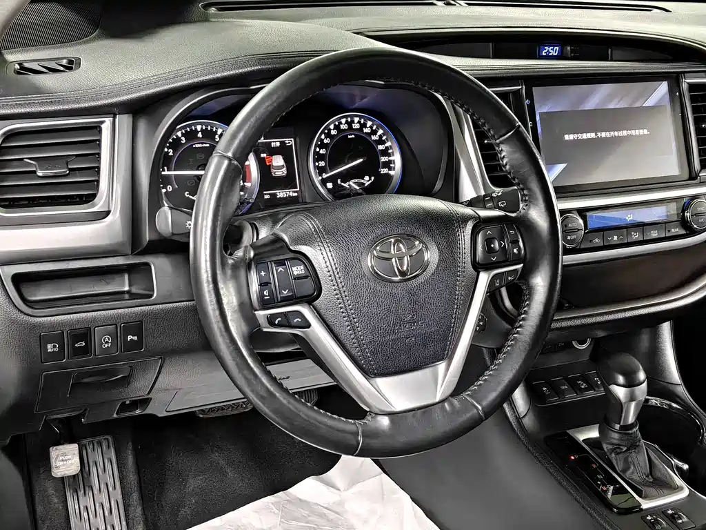 Highlander 2021 2.0T two-wheel drive luxury version 7 seats купить на сайте DeffCars