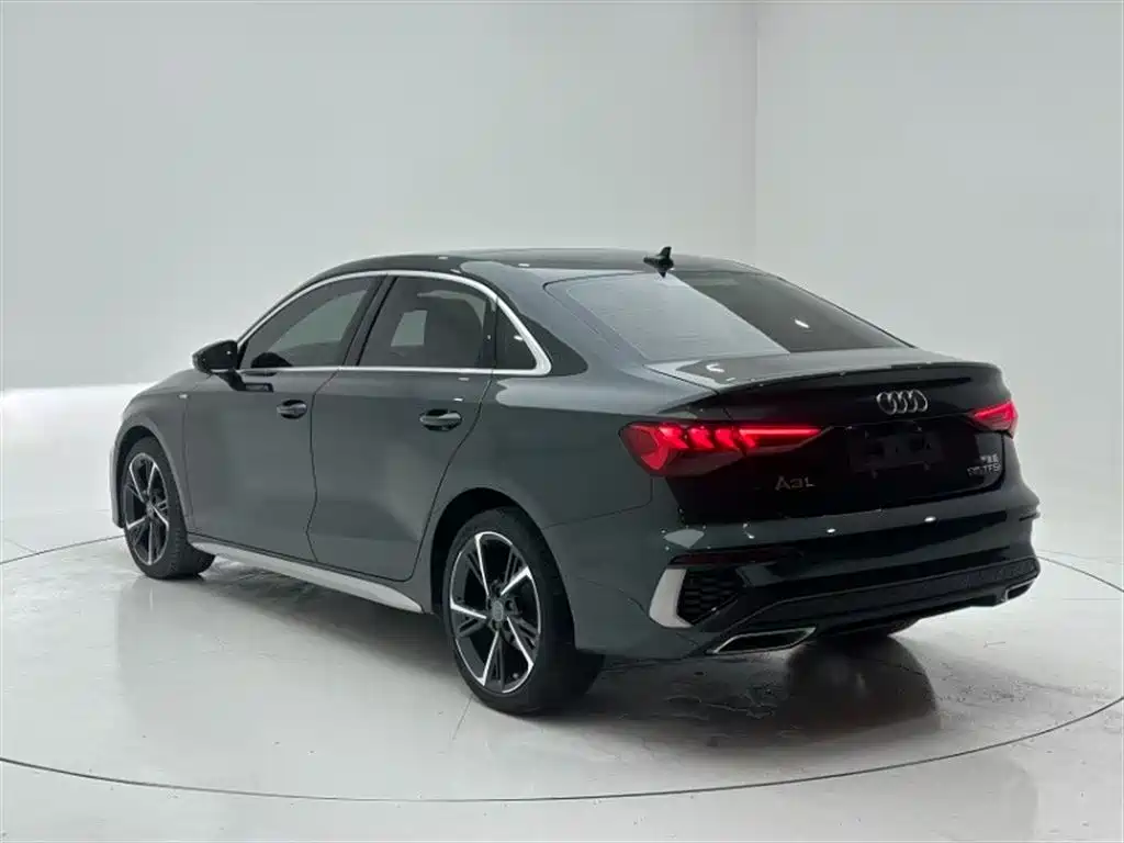 Audi A3 2021 A3L Limousine 35 TFSI Fashionable and Sporty купить на сайте DeffCars