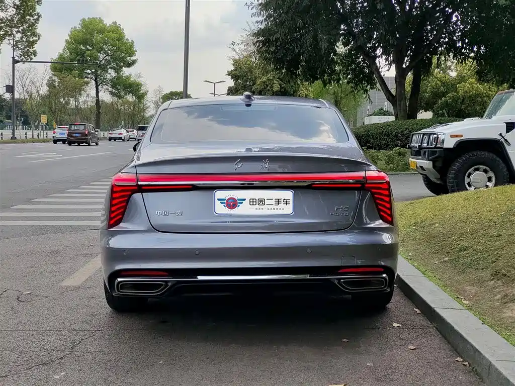 Hongqi H5 2023 2.0T Automatic Zhilianqichang Edition купить на сайте DeffCars