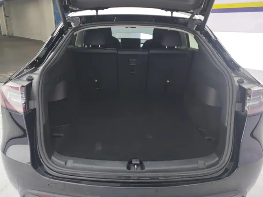 Model Y 2022 facelift rear-wheel drive version купить на сайте DeffCars