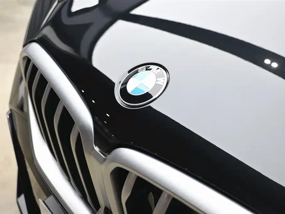BMW X6 2023 xDrive40i M Sports Package купить на сайте DeffCars