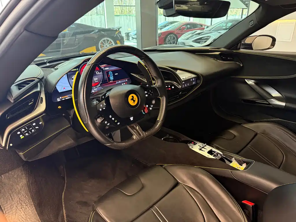 SF90 2020 3.9T V8 Stradale купить на сайте DeffCars