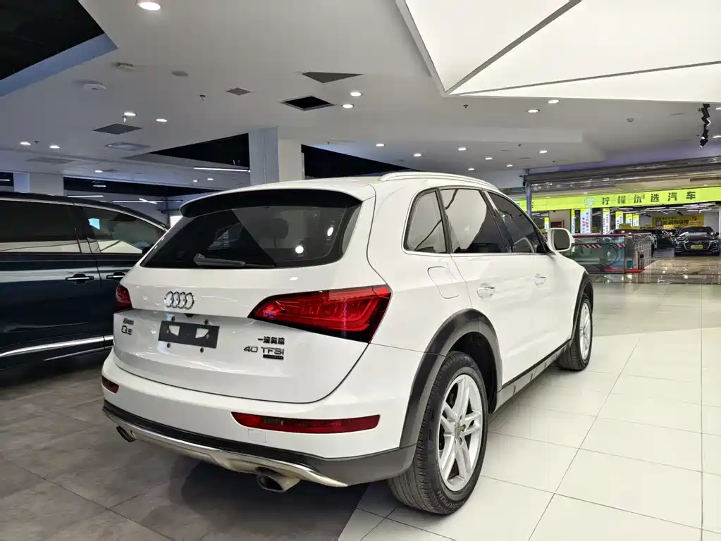 Audi Q5 2017 Plus 40 TFSI Technology купить на сайте DeffCars