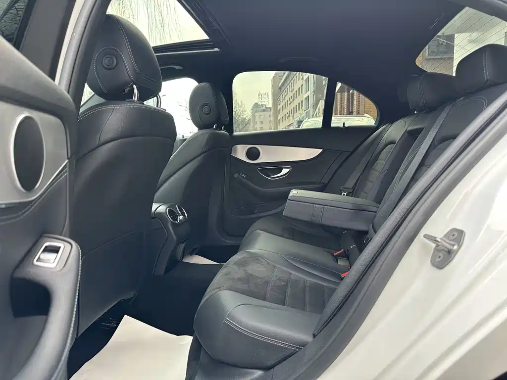 Mercedes-Benz C-Class 2018 C 200 Sports Edition купить на сайте DeffCars