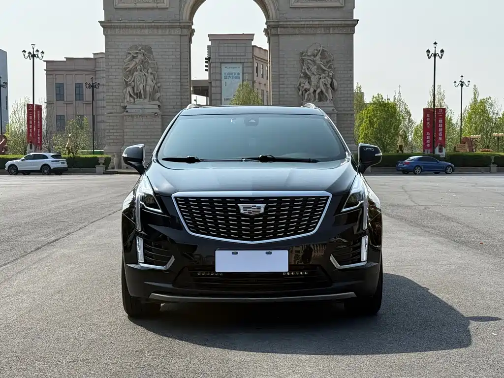 Cadillac XT5 2022 2.0T two-wheel drive luxury model купить на сайте DeffCars