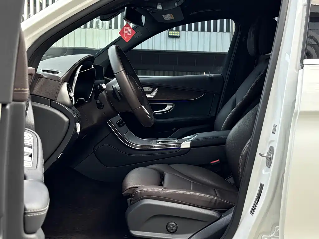 Mercedes-Benz GLC 2021 GLC 260 L 4MATIC luxury model купить на сайте DeffCars